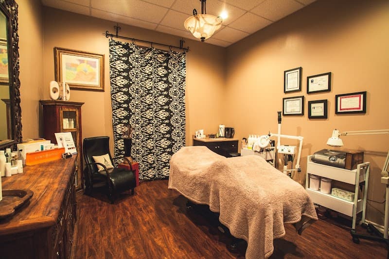 Accentual Salon & Spa Edmond photo