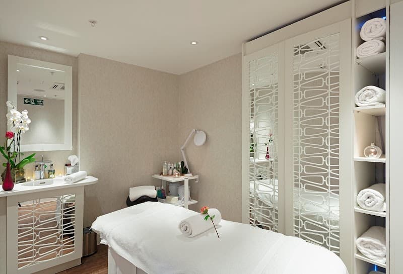 Adamo Spa London photo