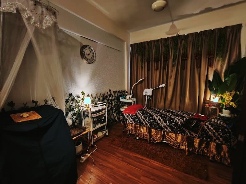 Arrosa Spa Seri Kembangan photo