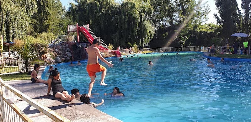 Balneario Bambi Rancagua photo