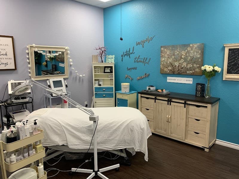 Blonde Salon & Spa Killeen photo