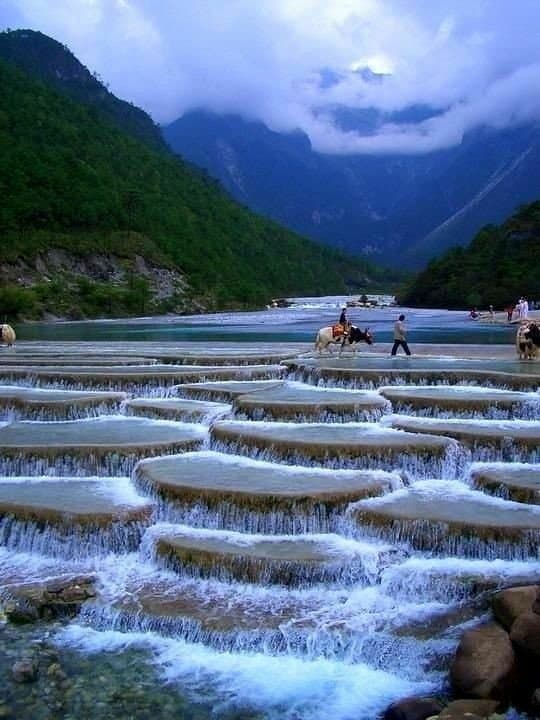 Blue Moon Valley Lijiang photo