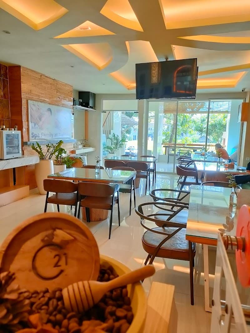 C21 Apartment Denpasar photo