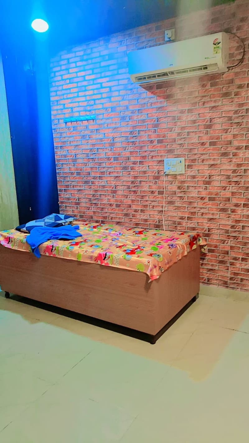 Casa Golden Spa Jhansi photo