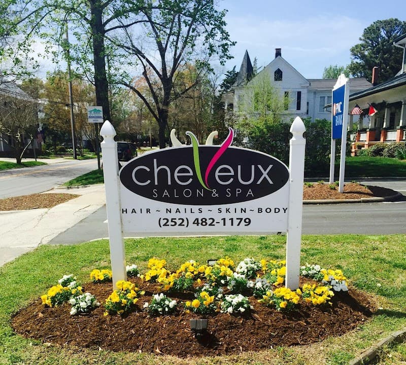 Cheveux Salon & Spa Edenton photo