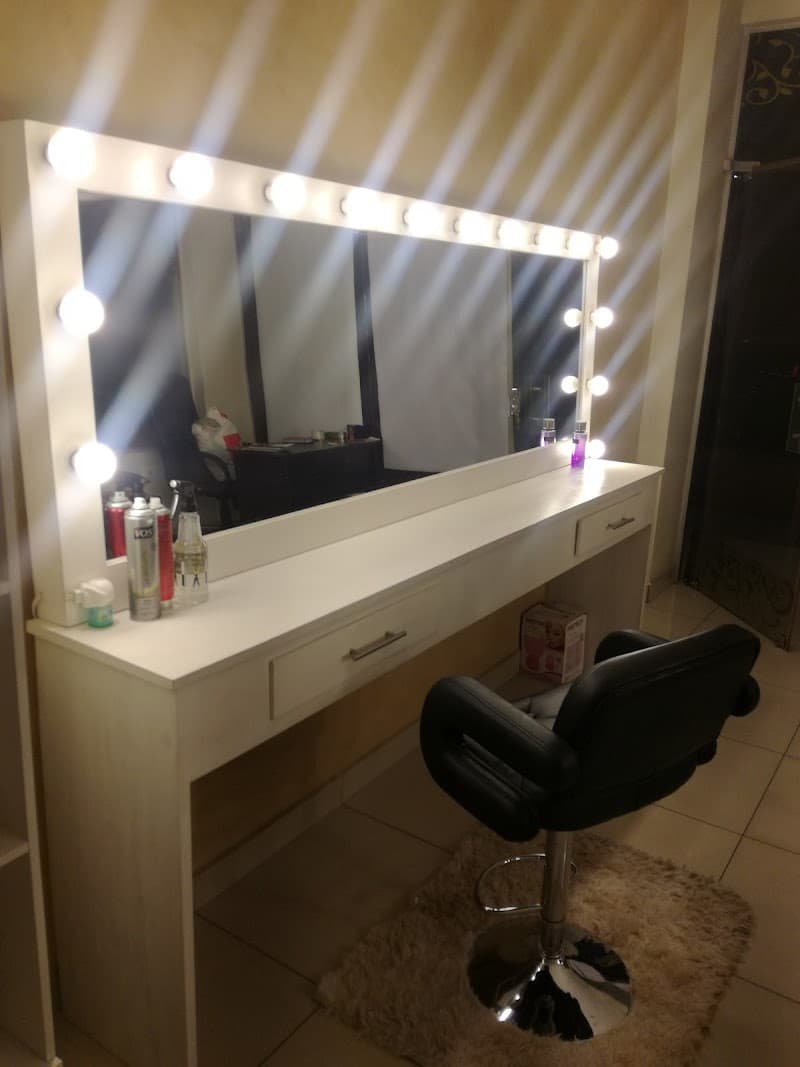 Colors Makeup Pro Cochabamba photo