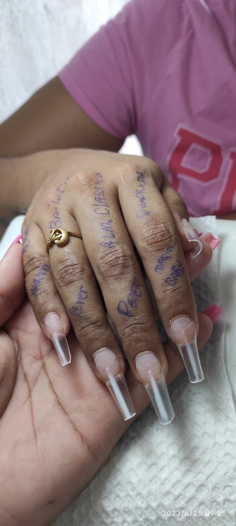 Cuticles Nails Salon Manaus photo