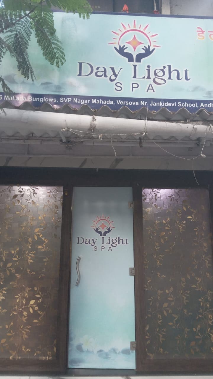 Day Light Spa Mumbai photo