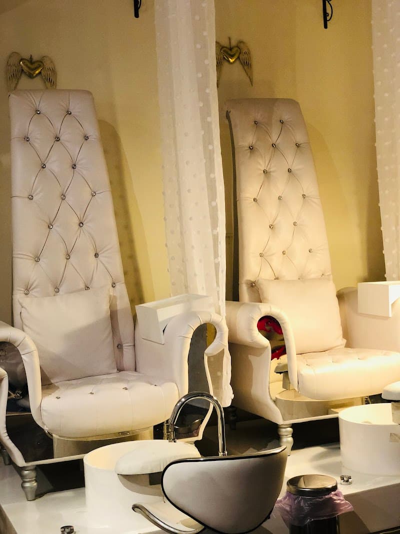 E Bella Spa & Nails Chicago photo