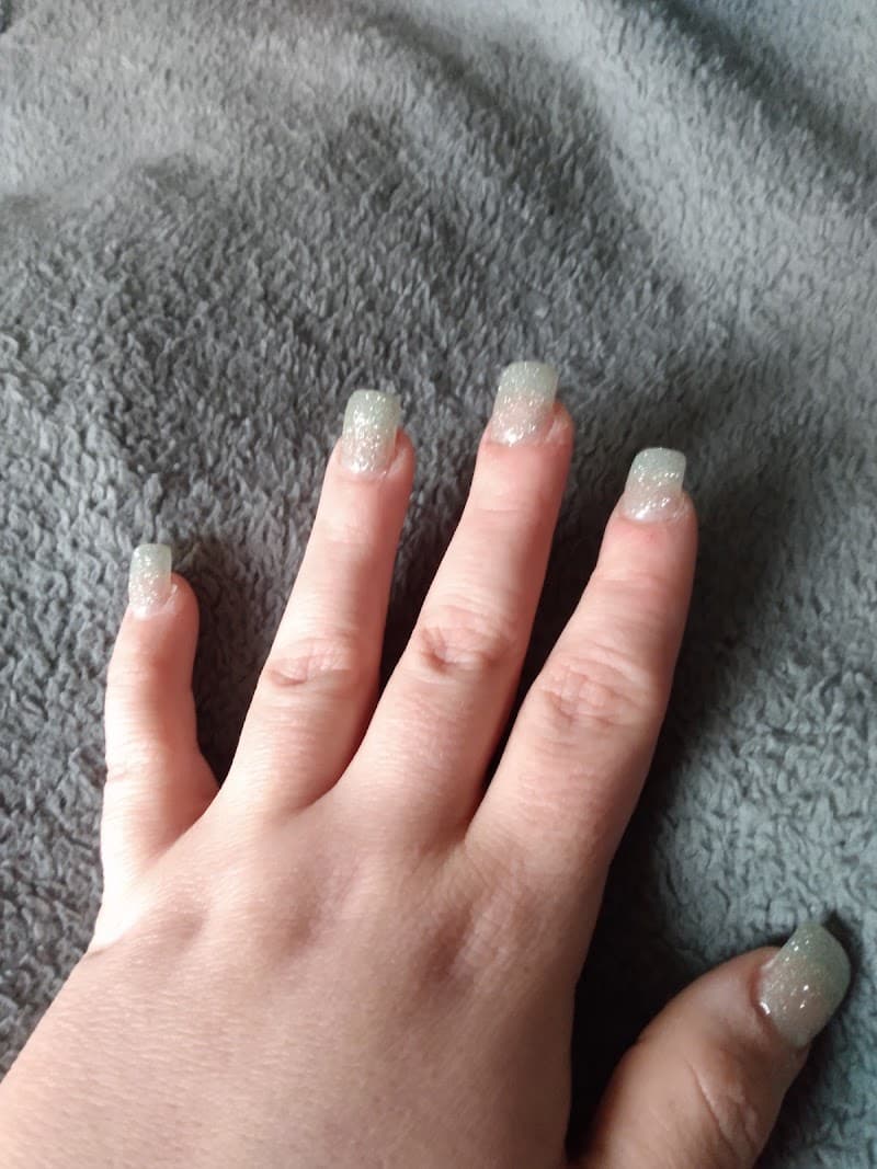 Elite Nail Salon Gardner photo