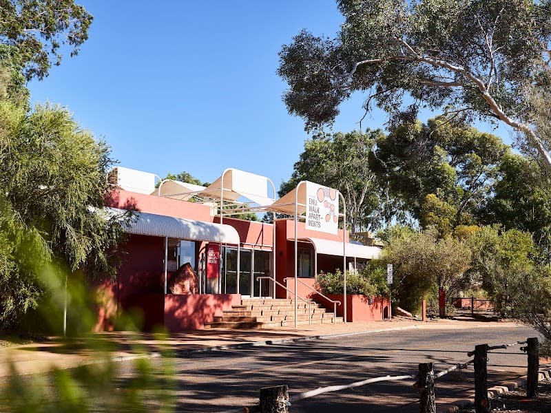 Emu Walk Apartments Uluru photo