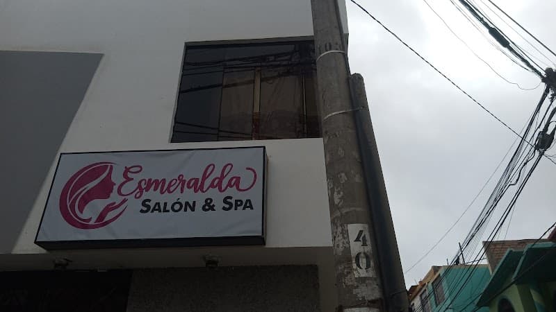 Esmeralda Salón Guaymas photo