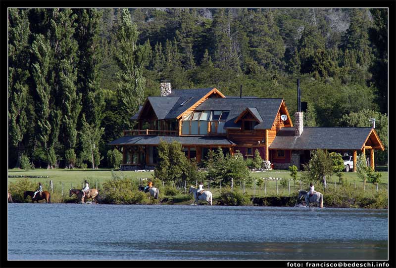 Estancia Peuma Hue Bariloche photo