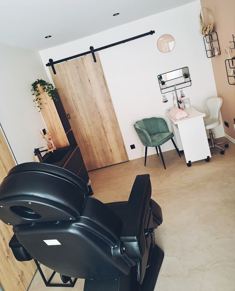 Esthetiek Jellina Affligem photo