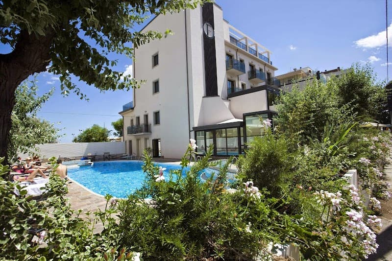 Ferretti Beach Hotel Rimini photo