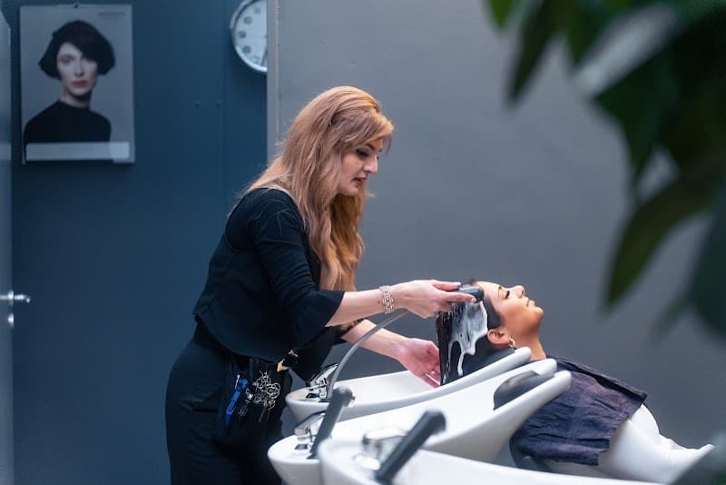 Flawless Salon Hamburg photo