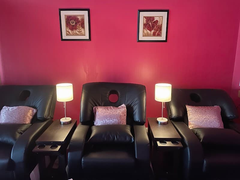 Foot Loose Spa Chili photo