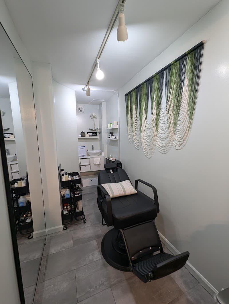Franc Michael Salon New York photo
