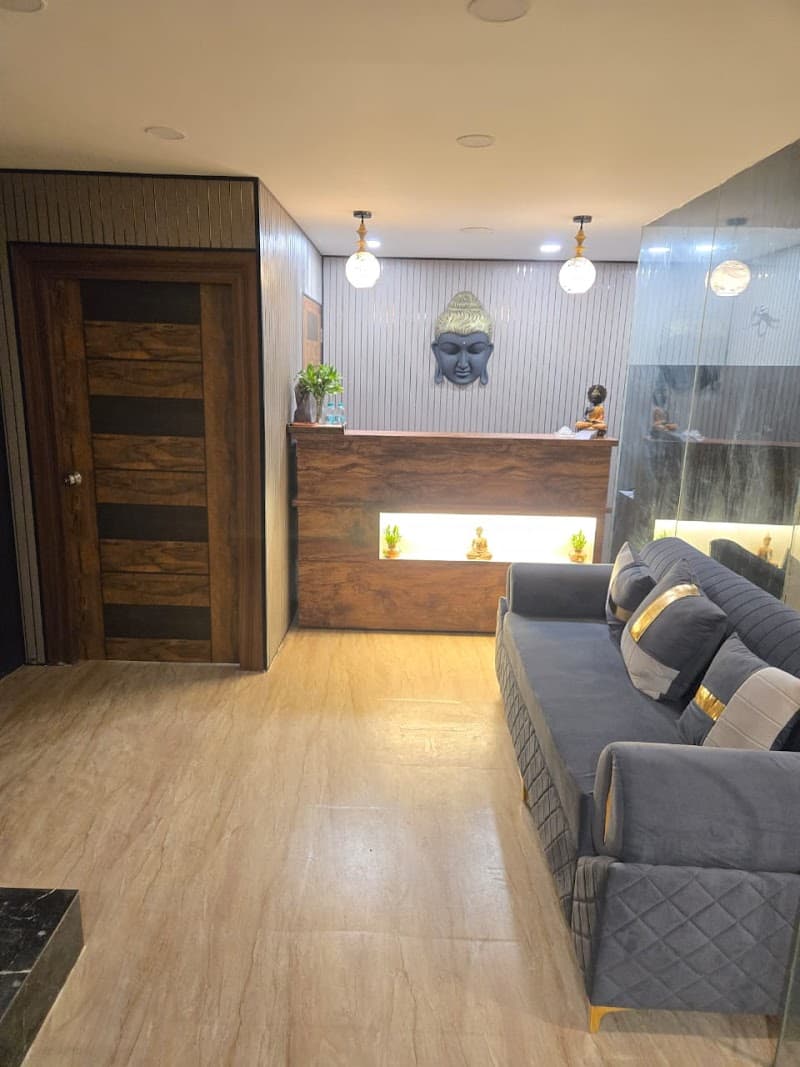 Gardenia Luxury Spa Delhi photo