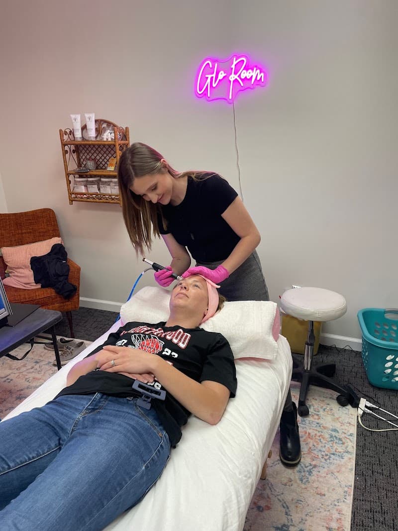 Glo Beauty Lounge Nappanee photo