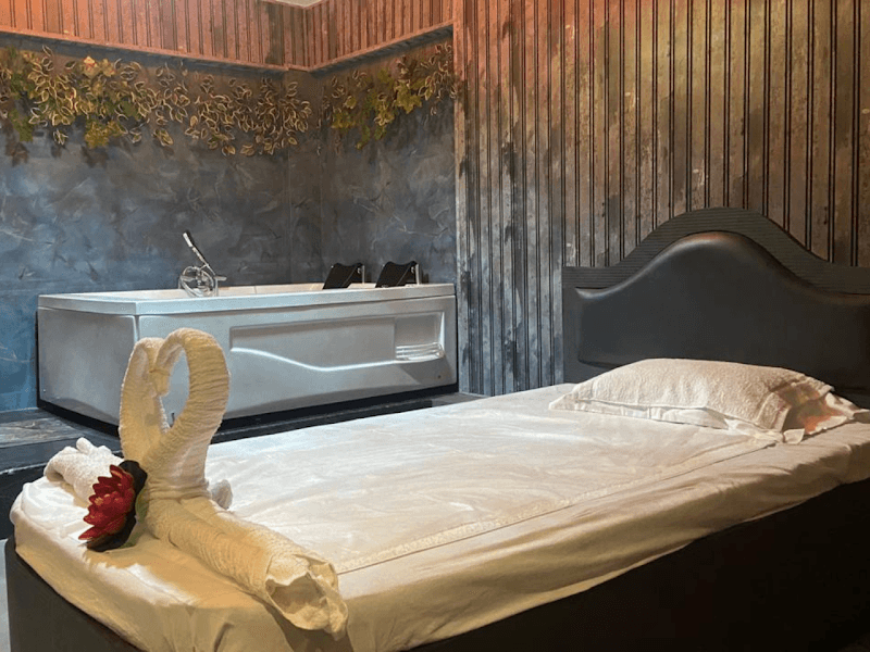 Glory N Spa Mumbai photo