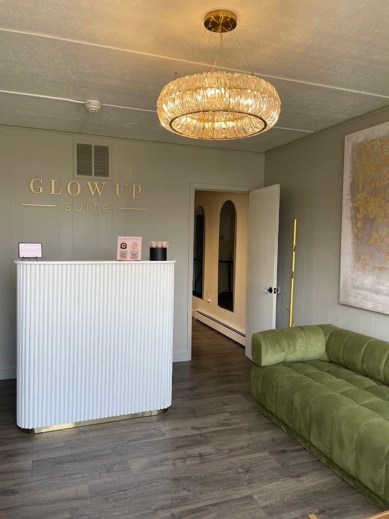 Glow Up Suite Harrison photo