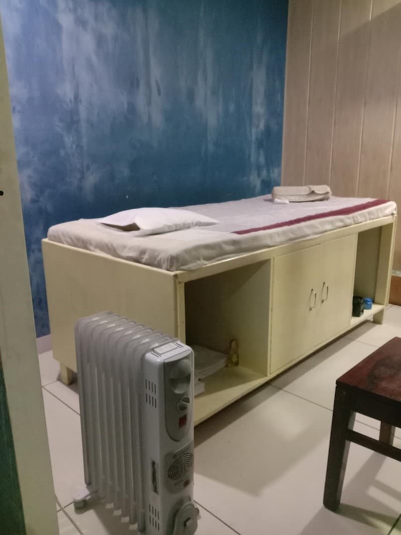 Golden Glow Spa Zirakpur photo