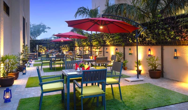 Golden Tulip Agra photo