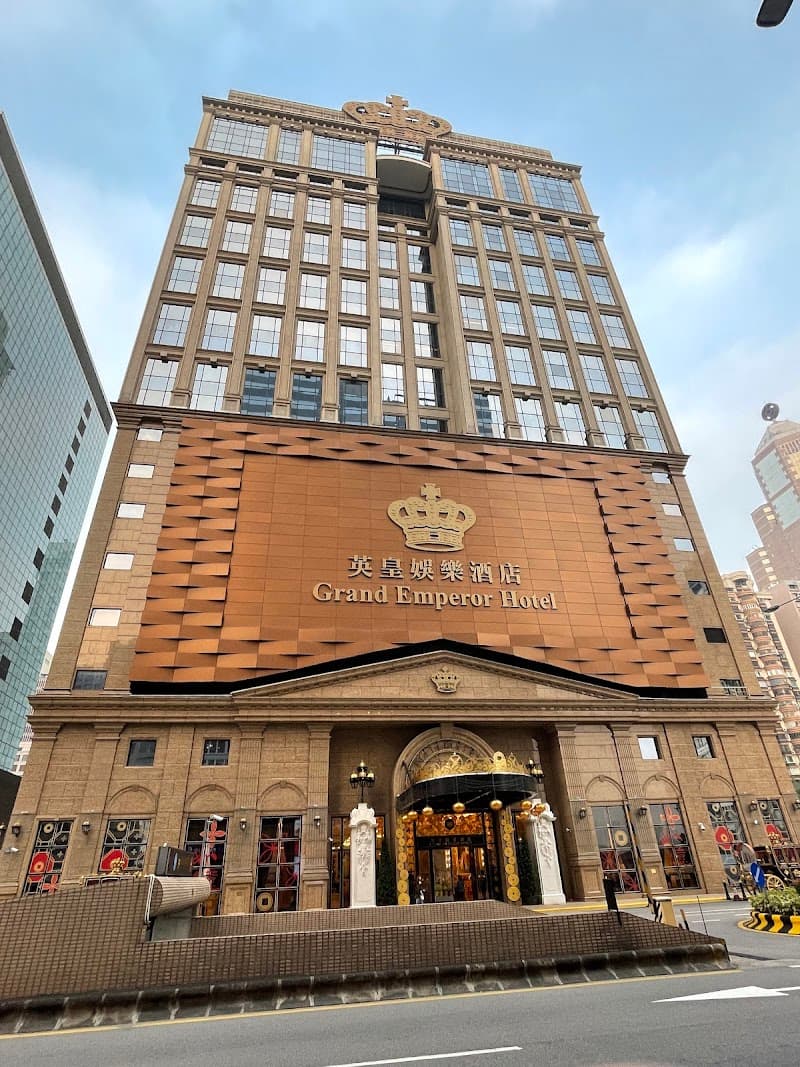Grand Emperor Hotel Macau photo