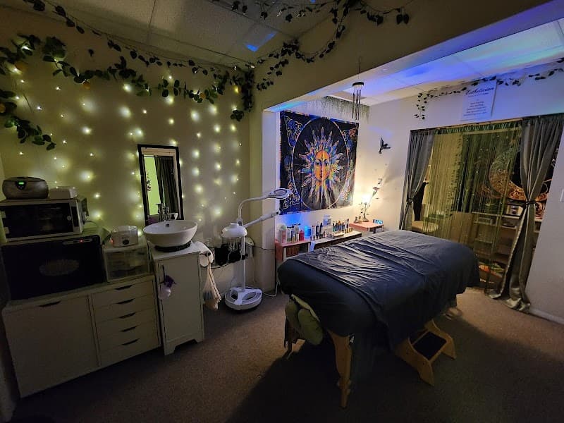 Harmony Hutch Somerset photo