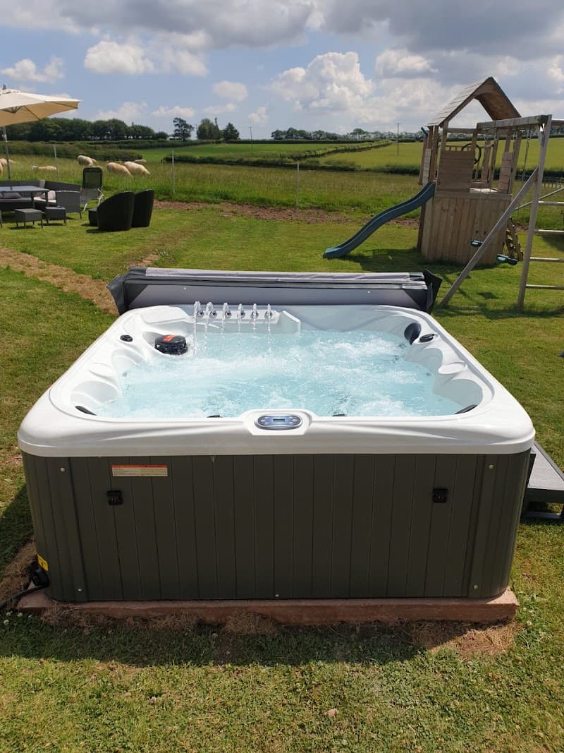 Hot Tub Master Nottingham photo