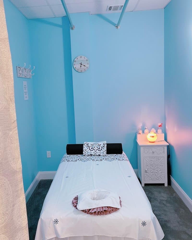 K & T Foot Spa St James photo