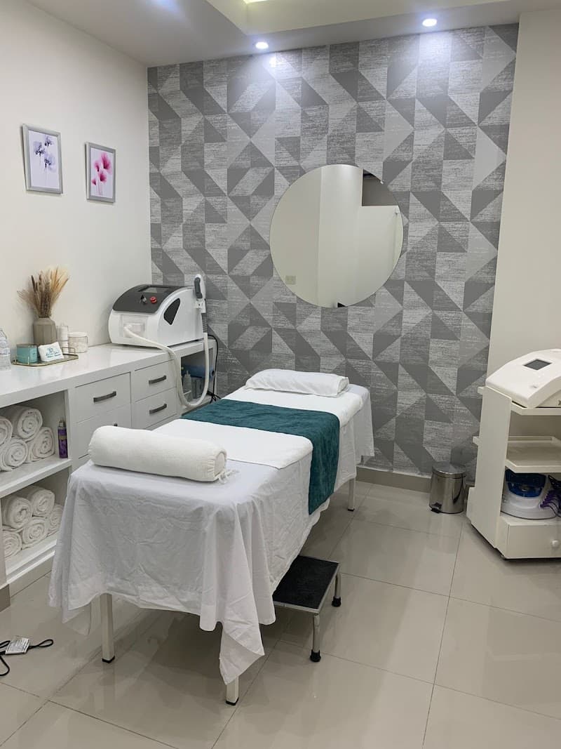 Karla Spa Elota photo