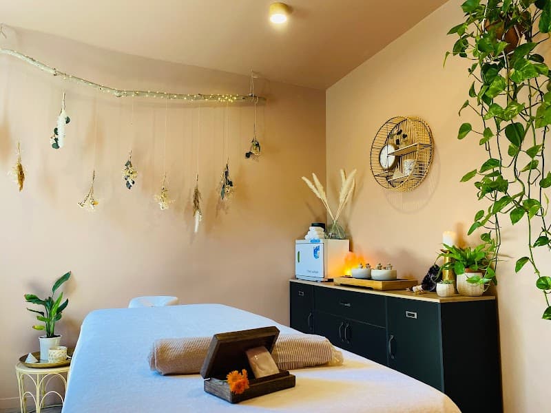 Kelapa Massages Bazet photo