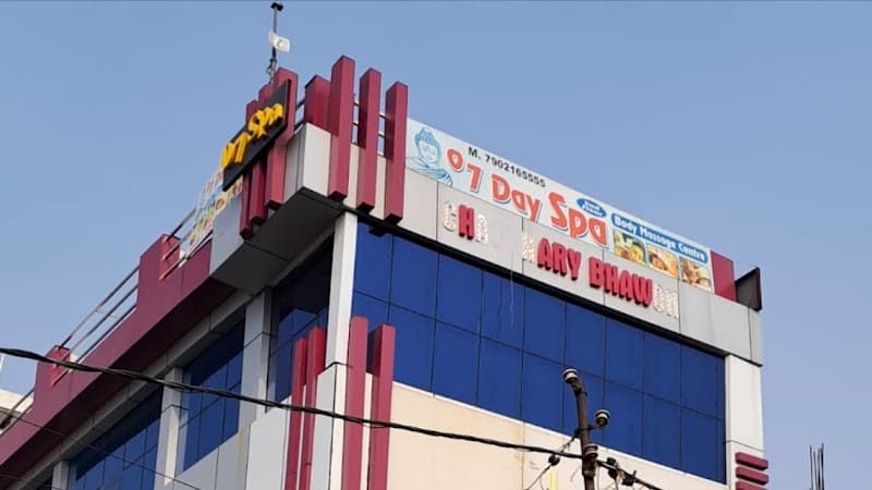 Krown Spa Aligarh photo