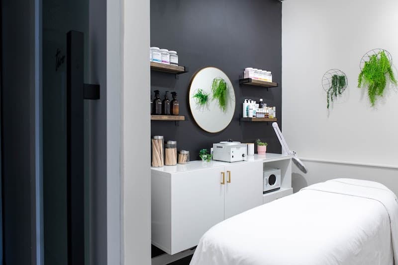 La Cachette Spa Richmond photo