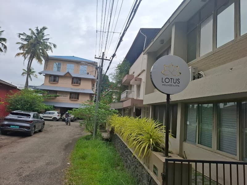 Lotus Wellness Spa Kerala photo