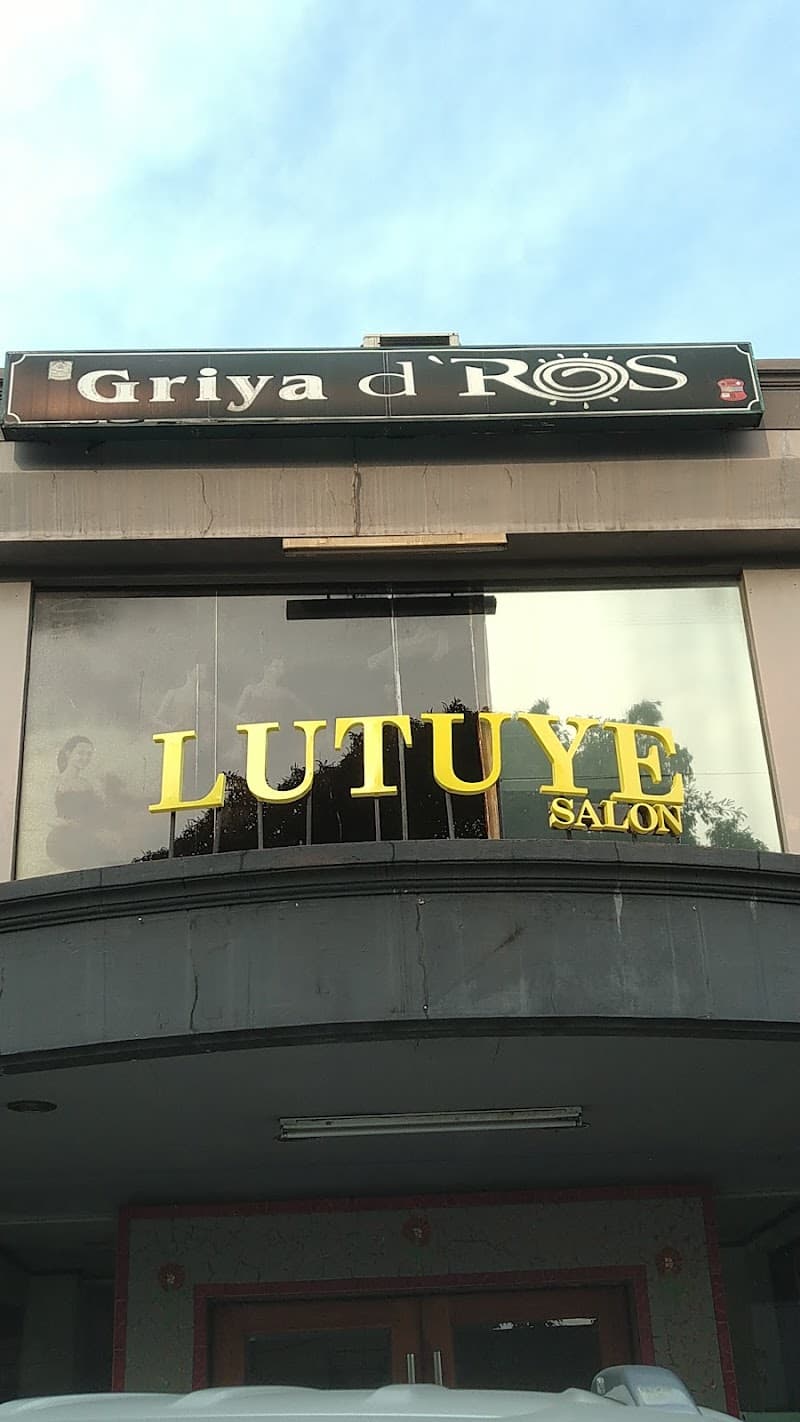 Lutuye Salon Jakarta Selatan photo