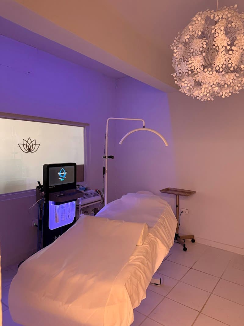 M.I. Esthetik & Spa Toa Baja photo