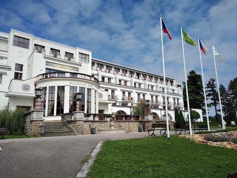 Masarykův dům Velichovky photo