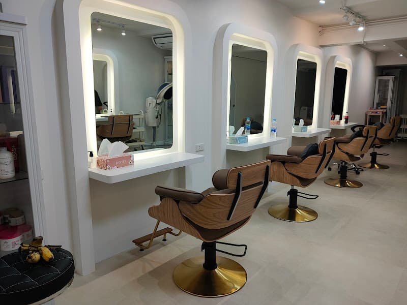 Millionhairs by Ven Rosedale photo