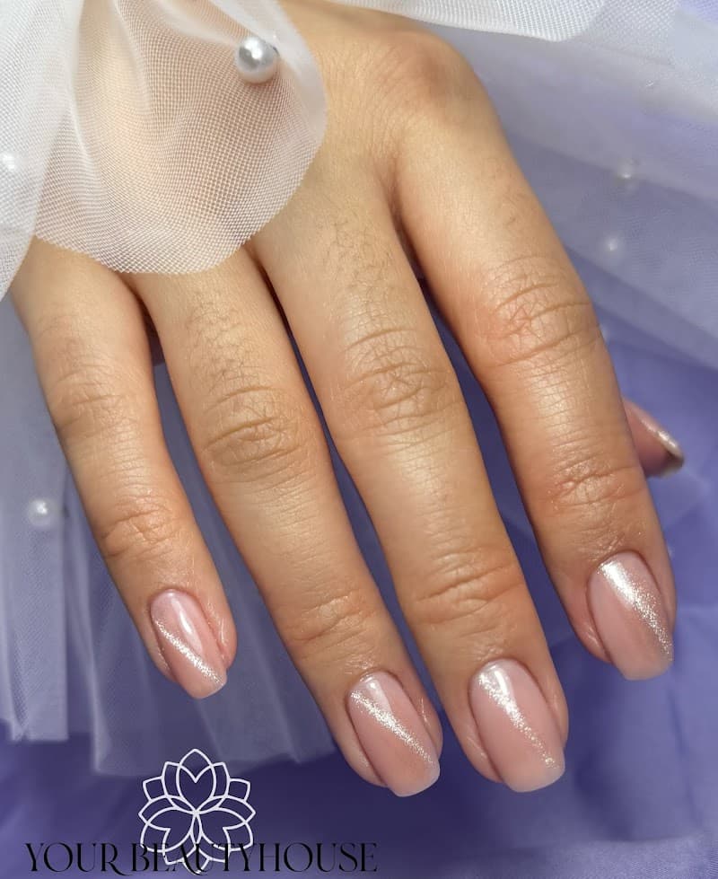 Nails by Ayse Rijswijk photo