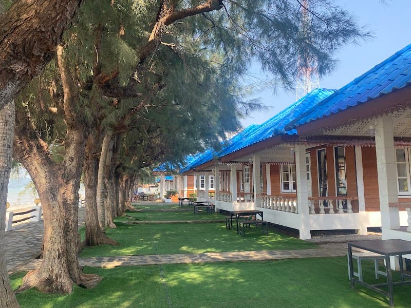 Nualchan Resort & Spa Tha Mai photo