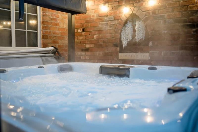 Old Farm Spa Newark photo