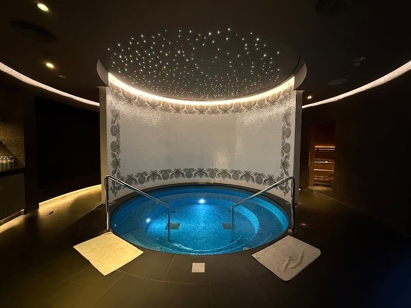 Dubai palazzo versace spa photo