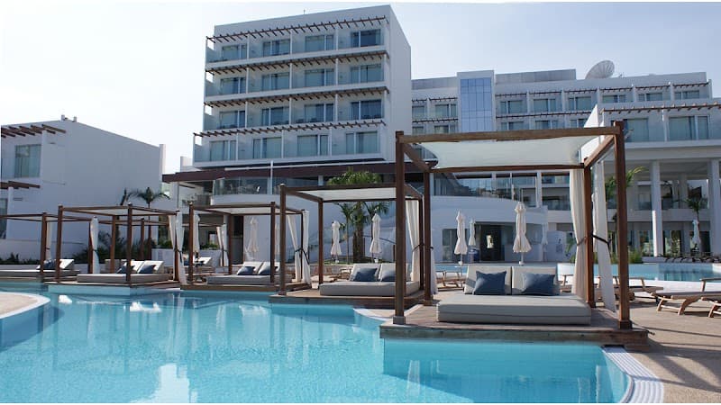 Pearl Spa Paralimni photo