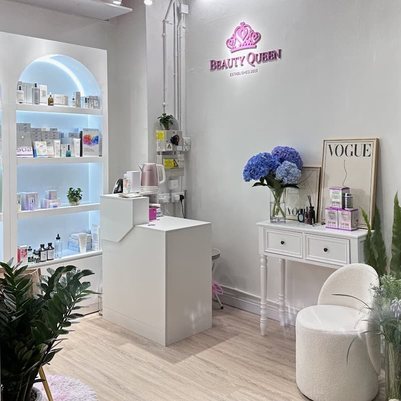 Professional Beauty Veniano photo