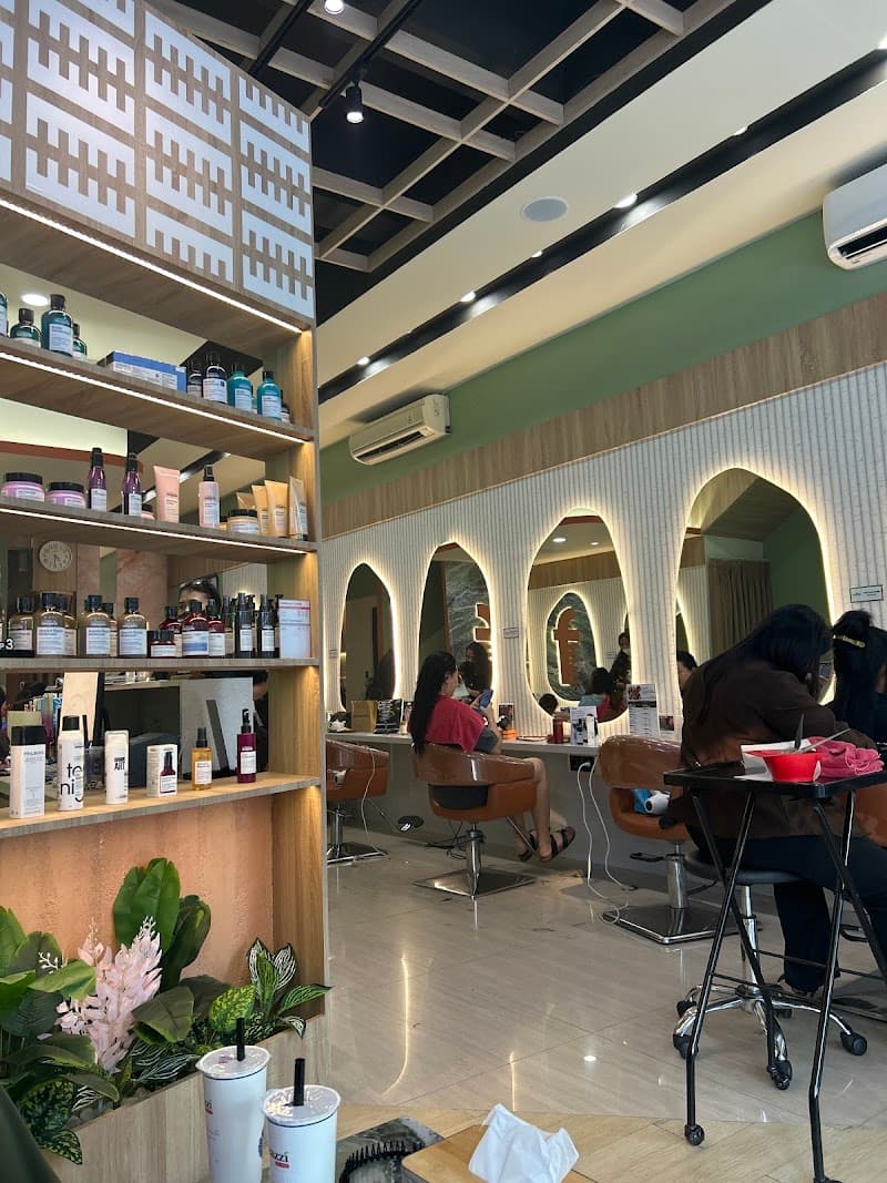 Rafel Salon Jakarta photo