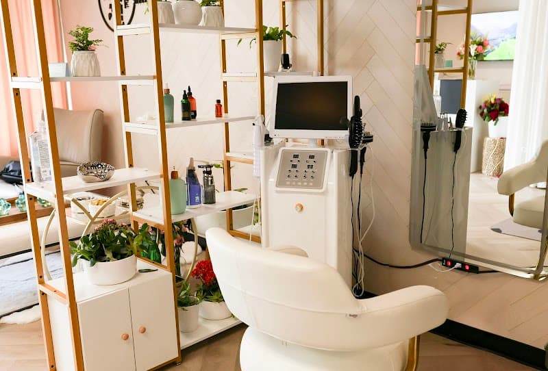 Rewind Head Spa Kirkland photo