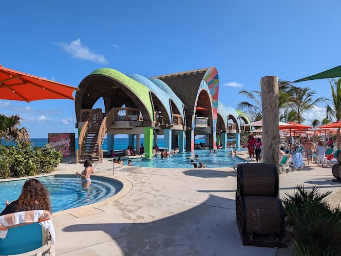 Royal Beach Club Seef photo